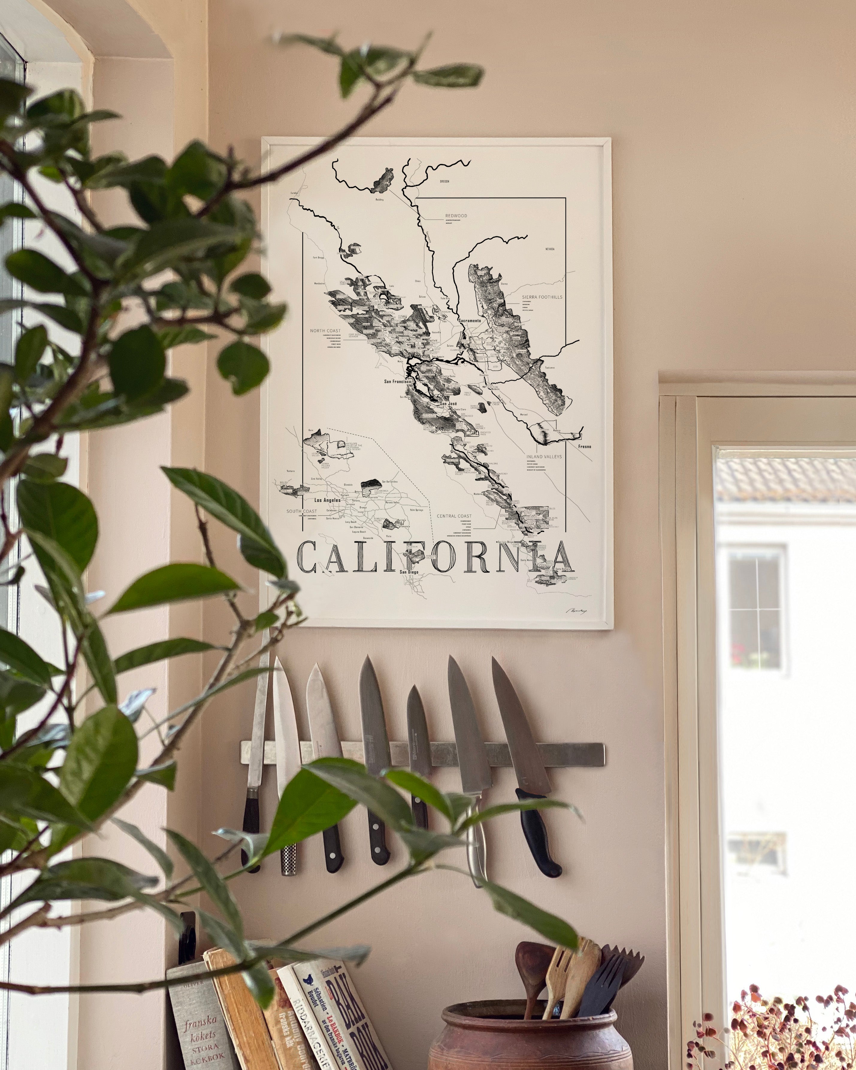 California Wine map poster. Exclusive wine map posters. Premium quality wine maps printed on environmentally friendly FSC marked paper. 